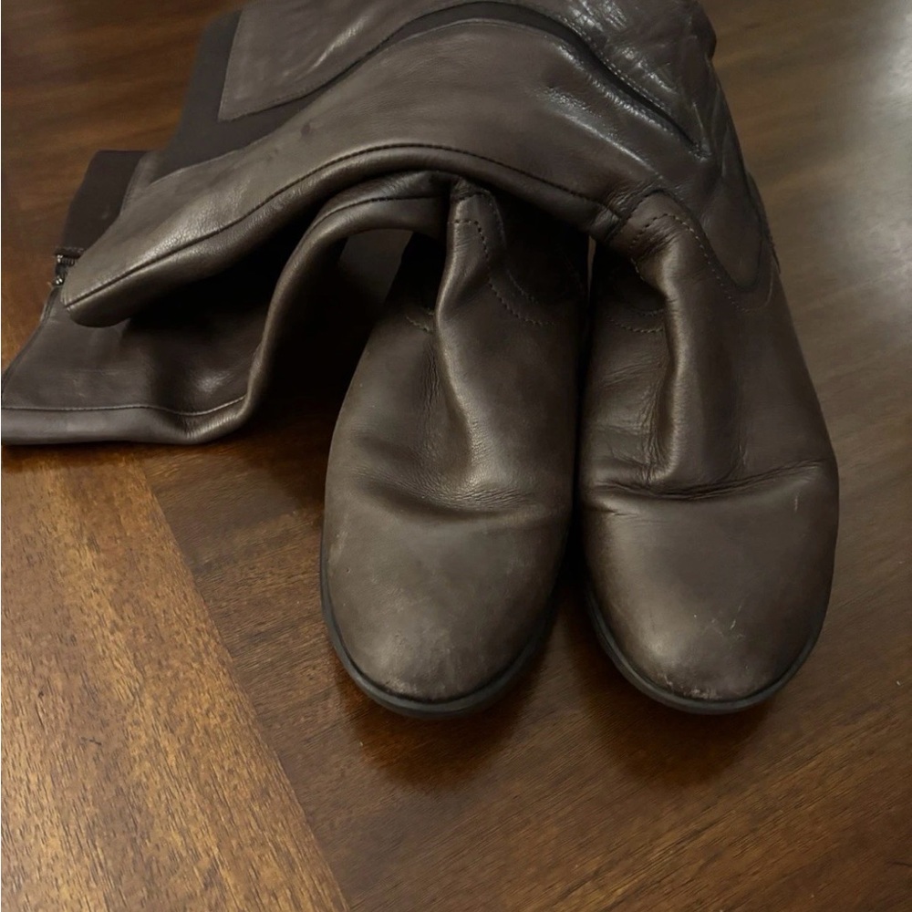 Hovercraft women’s Dark Brown Leather Boots - Classic Comfortable Style